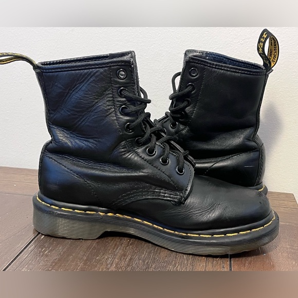 Dr. Martens 1460 Vonda Embroidered Rose Boots Womens size 6 - Picture 5 of 11